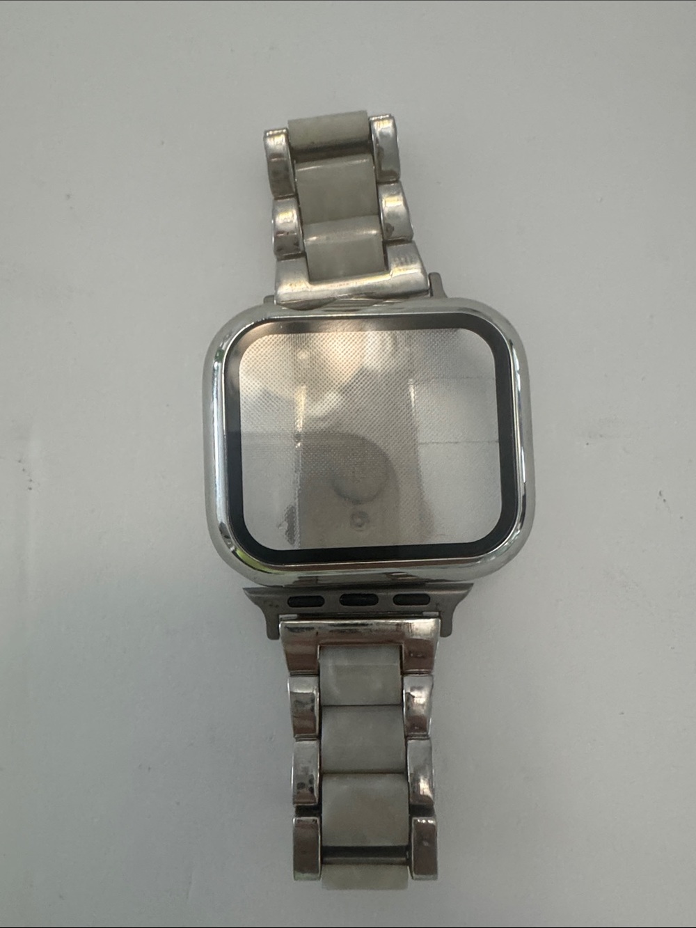 Interchangeable Ceramic Apple Watch Band with Silver Case Cover